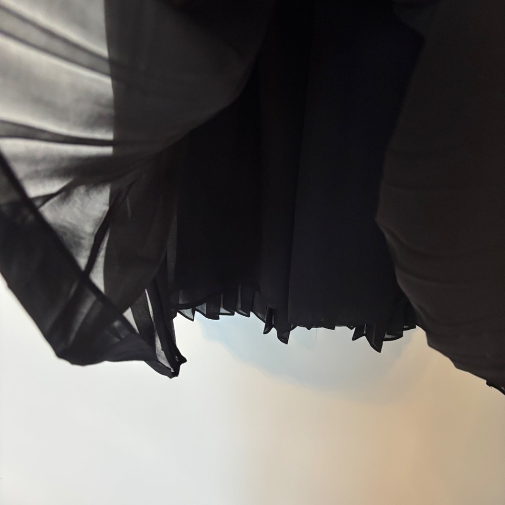 Club Monaco Pamera Pleated Skirt Black Size 4 - Picture 4 of 7